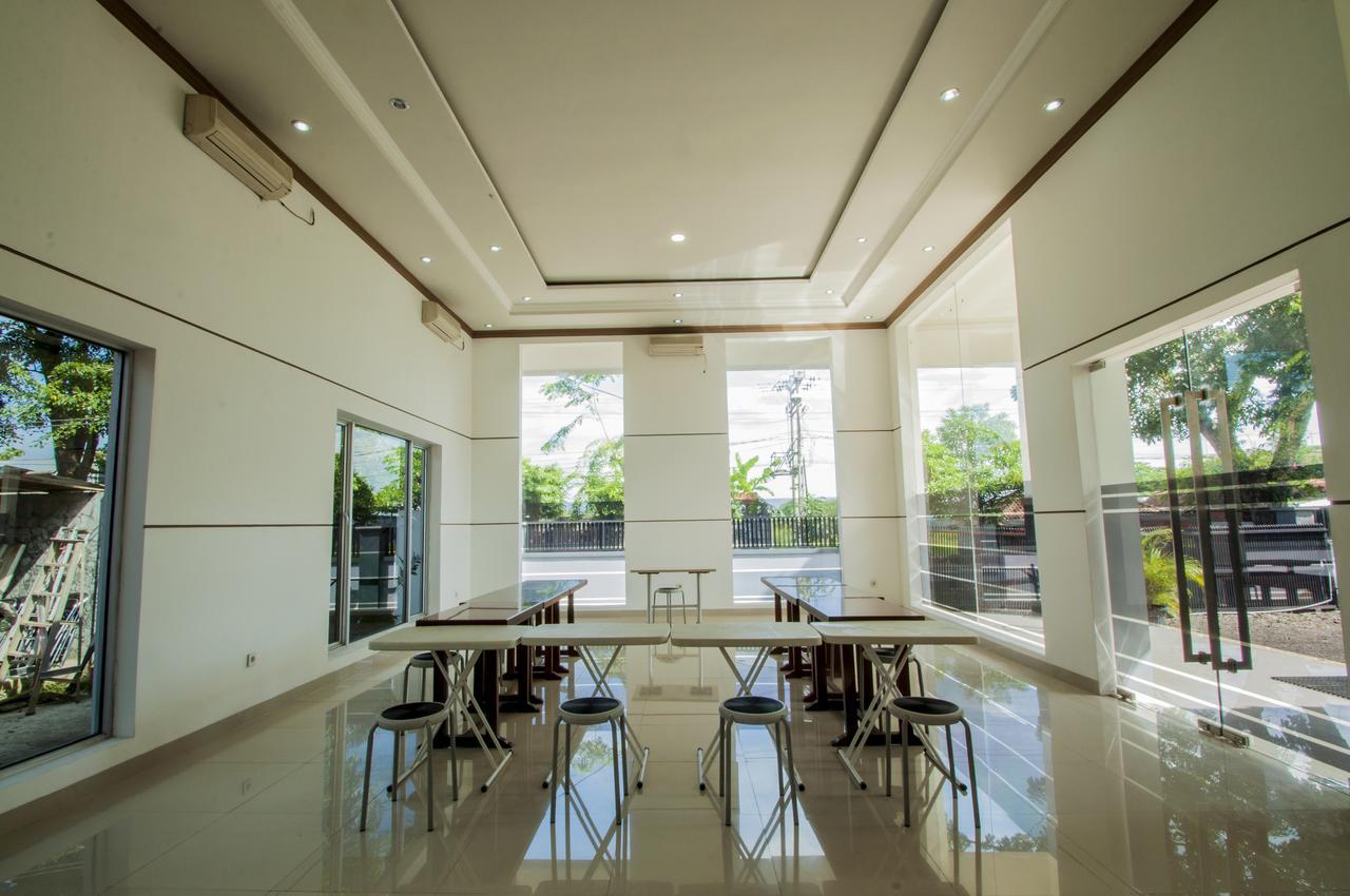Hotel Pondok Dewi